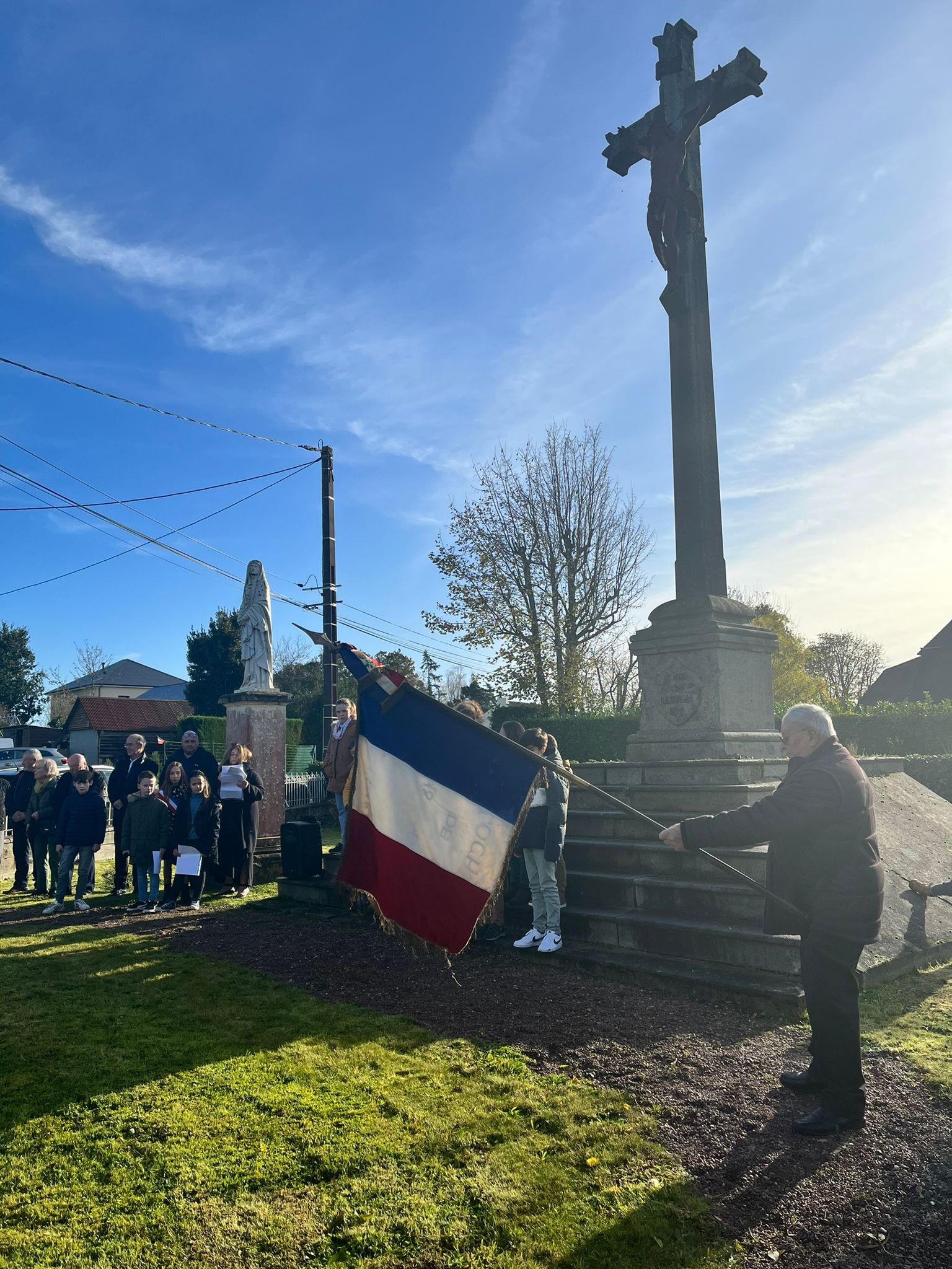 Minute de silence aux morts pour la France