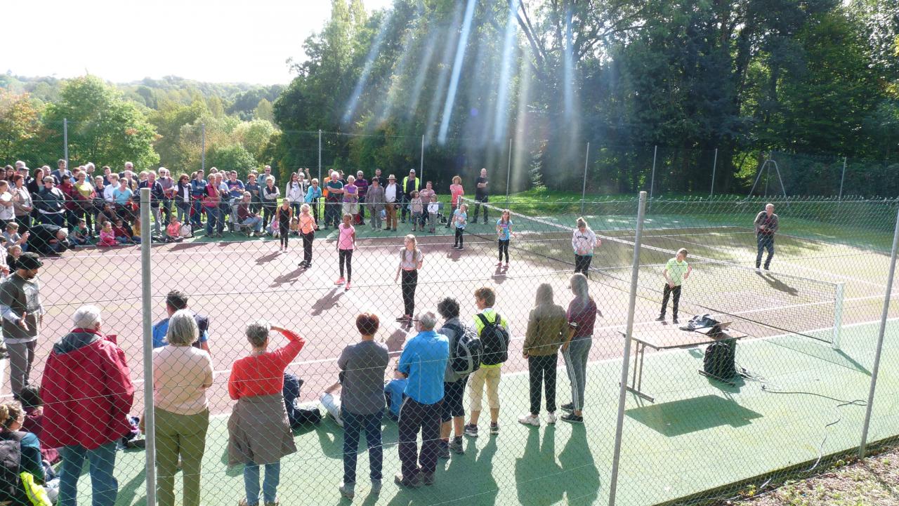 Les jeunes de Val D'Arry nous présente un spectacle de hip hop