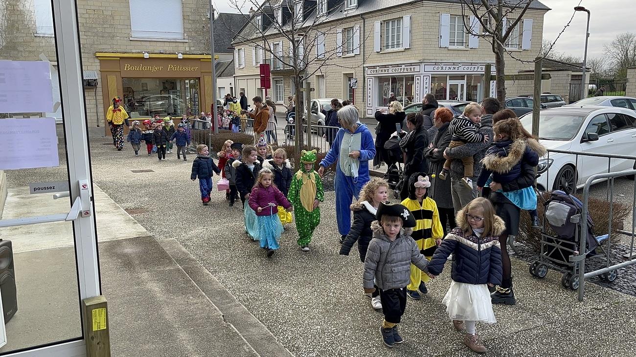 Carnaval de l'école de Val D'Arry - mars 2022